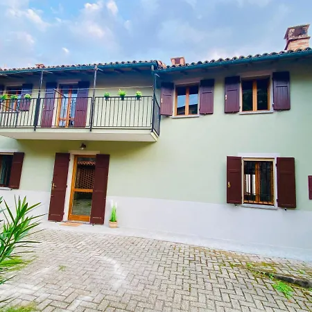 La Casa Della Rocca - Monferratohome Apartmán