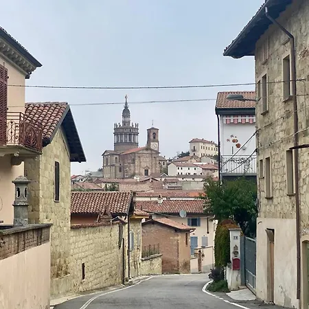 La Casa Della Rocca - Monferratohome Lägenhet Camagna Monferrato